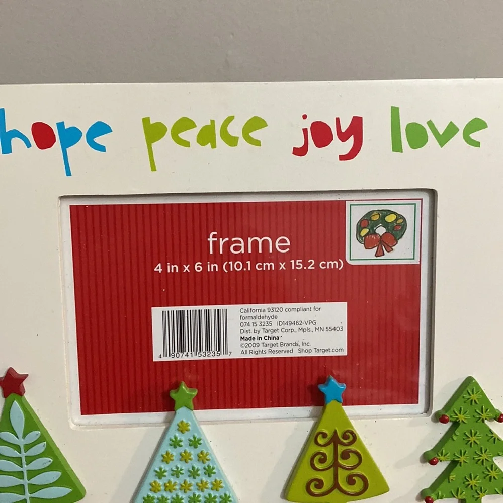 TARGET set of 2 Christmas Picture Frame 4 in x 6 in
